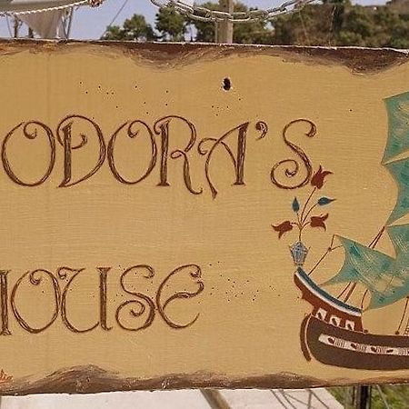 Theodora'S House Overlooking Valtos Parga Exterior photo